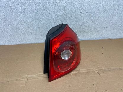 2006 2007 2008 Volkswagen Golf MK5 5 Right Passenger Tail Light AD3793 LK2