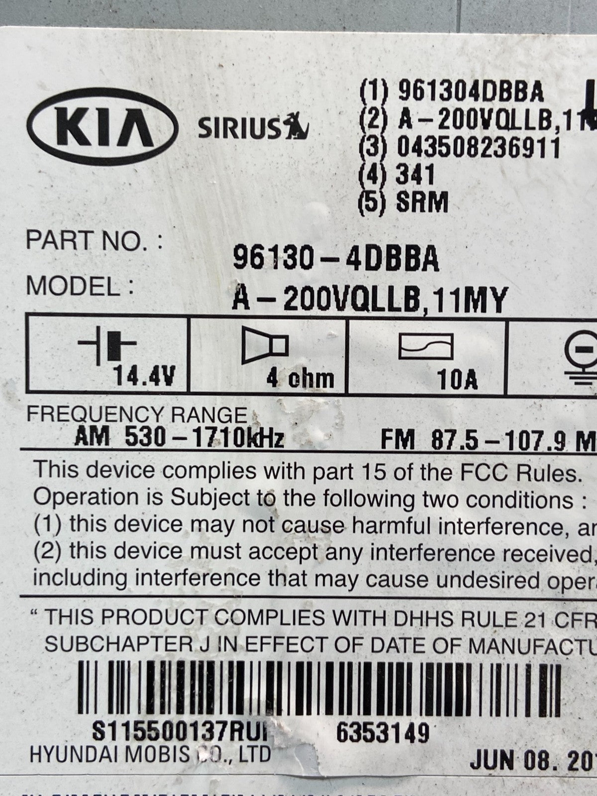 2011 to 2014 Kia Sedona Radio Stereo Receiver AM FM CD Player Sirius AE2536 DG6