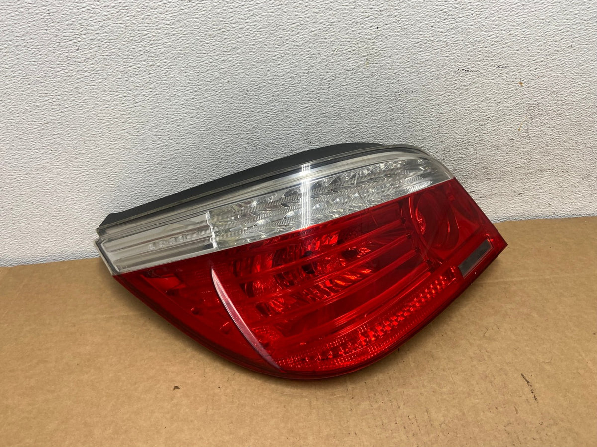 2008 2009 2010 BMW 5 525i 530i Left Driver Lh Tail Side Light AD5334 LK0