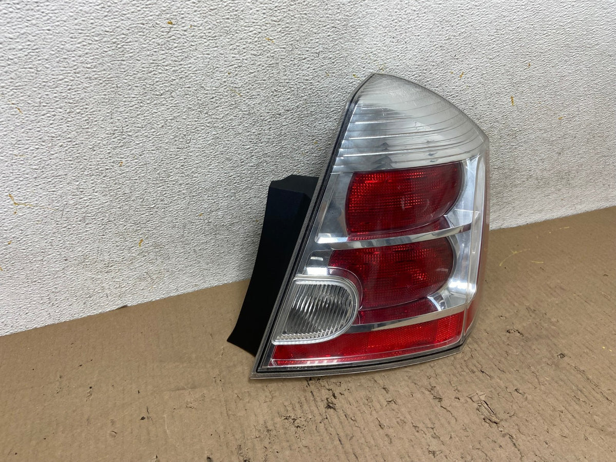 2007 to 2012 Nissan Sentra Right Passenger Rh Side Tail Light AH6604 LK1
