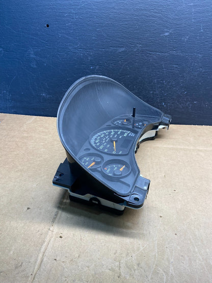 2004 to 2007 Chevrolet Express Speedometer Cluster Gauge AD3685 DG1
