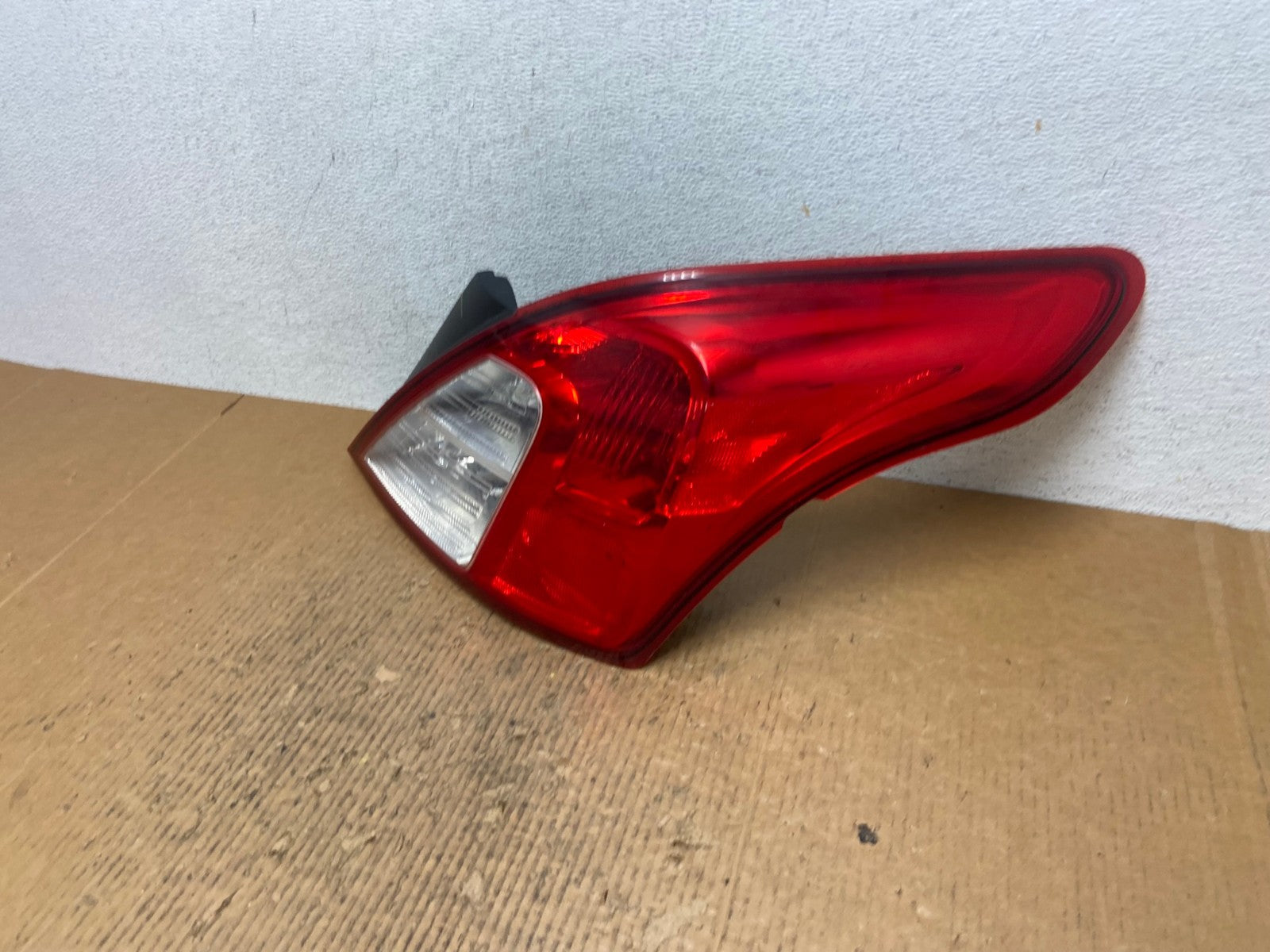 2012-2019 Nissan Versa Sedan Right Side Passenger Rh Tail Light AE2601 LK1