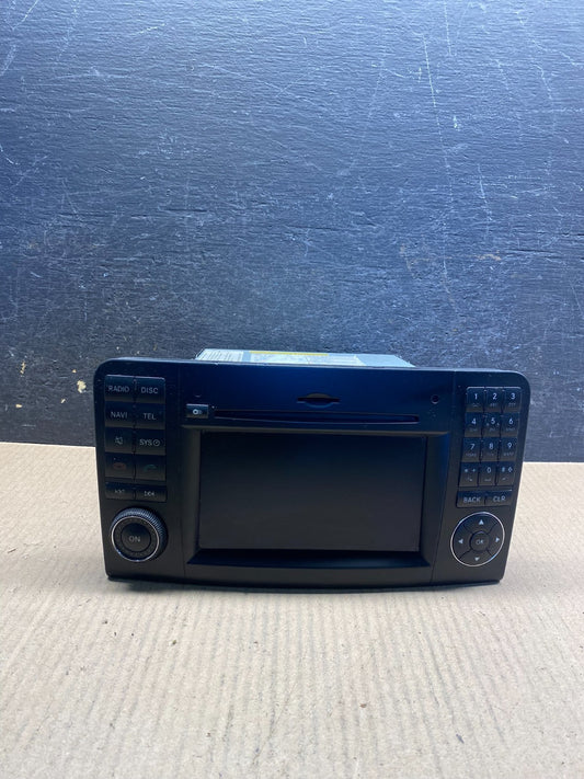 2006 to 2012 Mercedes ML350 GL450 Radio Navigation Screen Display ai5342 DG0