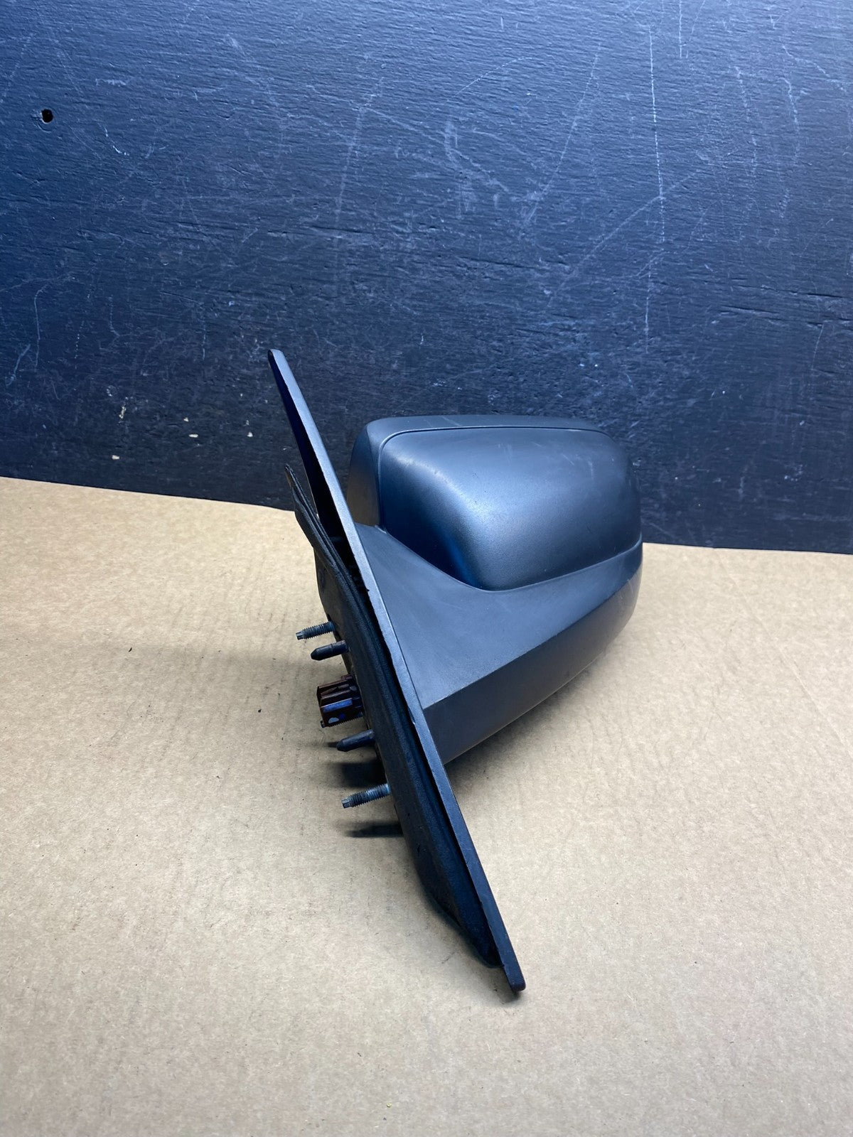 2005 to 2009 Ford Mustang Left Driver LH Power View Door Mirror AG7173 DW1