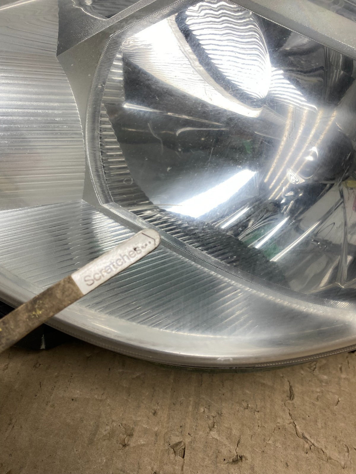 2008 to 2012 Nissan Versa Headlight Halogen Left Driver Lh Side AE9690 DW3