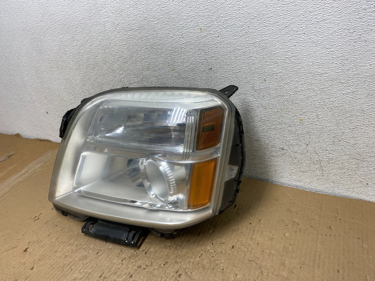2010 to 2015 GMC Terrain Halogen Left Driver Lh Side Headlight AH2916 DW2