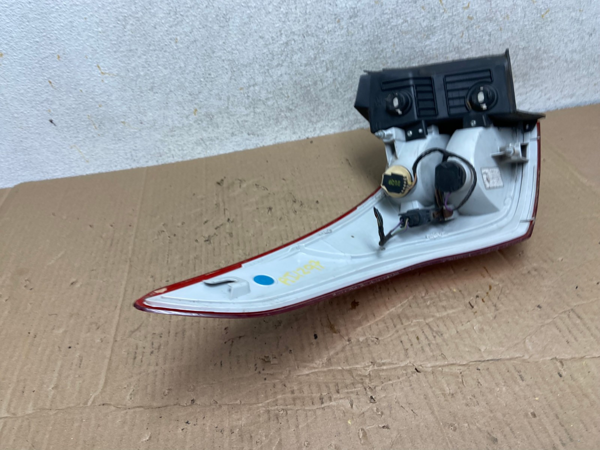 2013 to 2016 Ford Escape Right Passenger RH Side Tail Light AI1297 LK6