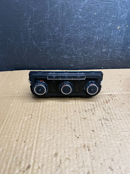 2009 - 2011 Volkswagen CC Center Climate Control Panel AC Heater ac9599 DG0