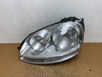2005 to 2010 Volkswagen Jetta Left Driver LH Side Headlight Halogen AE2717 DW0