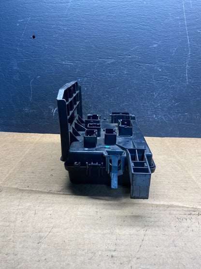 2008 2010 Chrysler 300 Charger Totally Integrated Module Fuse Box AD7308 DG2