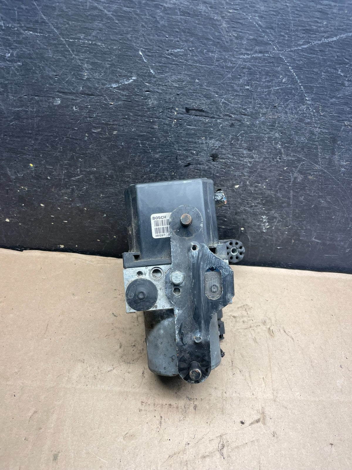 2003 - 2005 Land Rover Range Rover ABS Anti Lock Brake Pump Module S8259 DG0