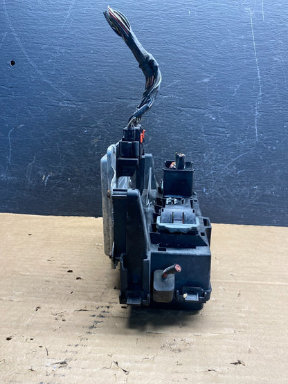 2004 2005 Dodge Durango Fusebox Fuse Box Relay Body BCM Control Module ad7629 DG2