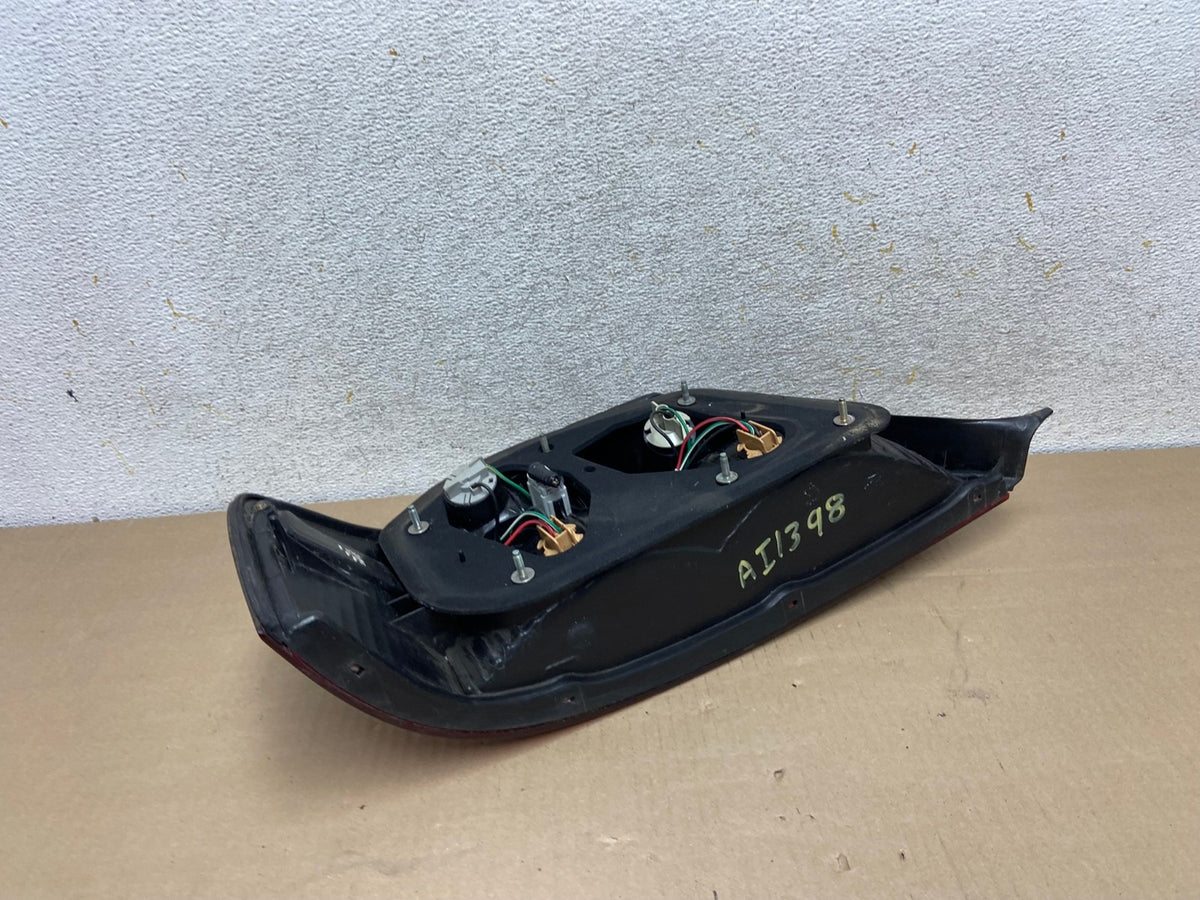 2002 2003 Acura TL Right Passenger Rh Side Tail Light AI1398 LK6