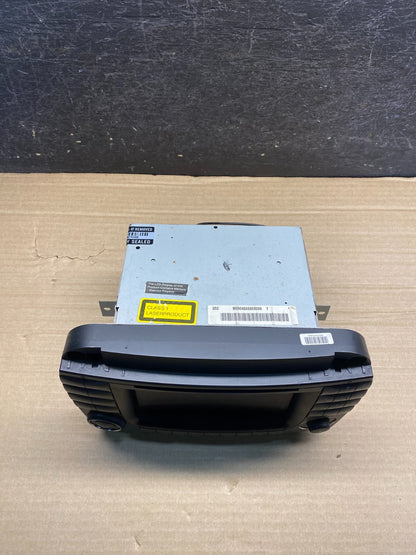2000 to 2006 Mercedes S430 S500 Radio Navigation Screen Display AH9919 DG3