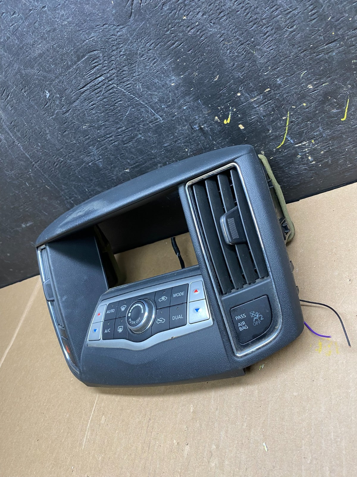 2009-2014 Nissan Maxima Center Console Climate Control Radio Bezel T4401 DG2
