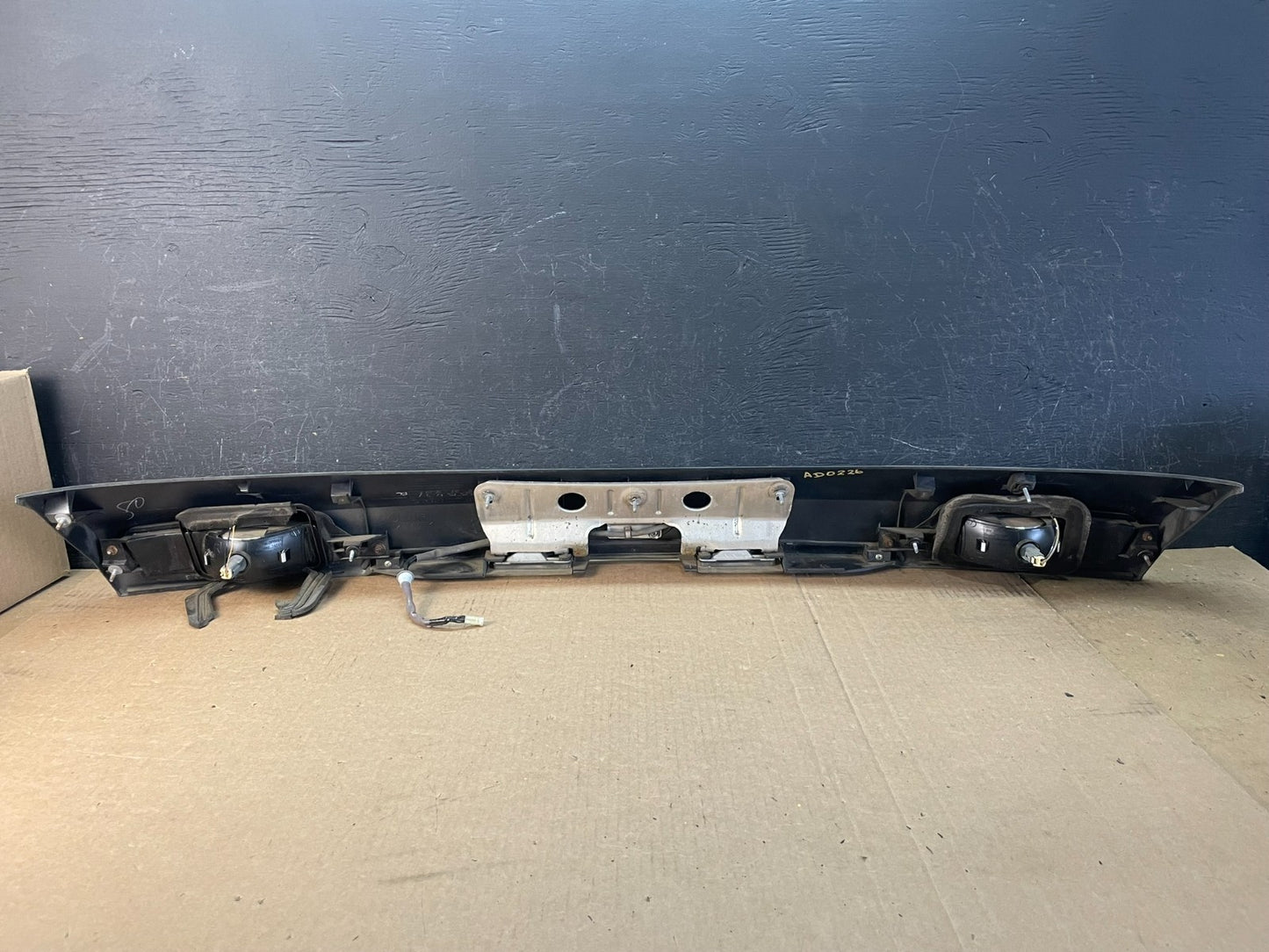 2005-2009 Subaru Legacy Outback Tail Lift Gate Trunk Finish Molding AD0226 DG6