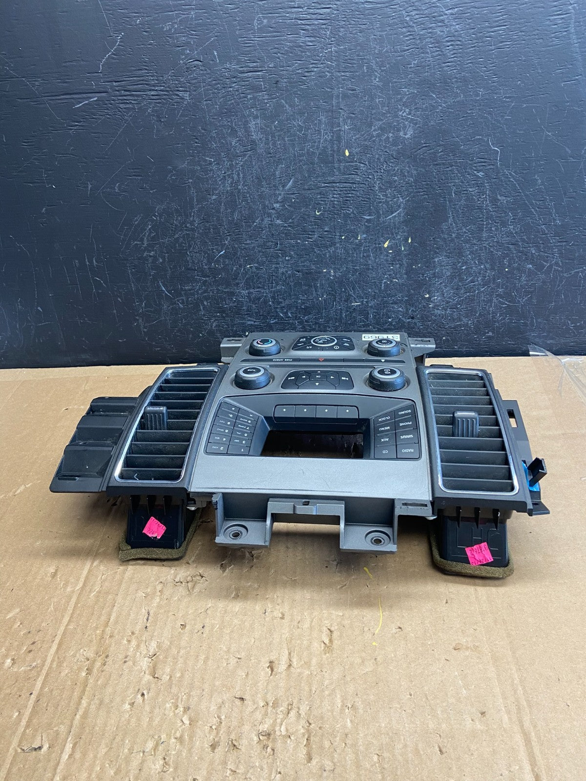 2010-2012 Ford Taurus Front Center Console Climate Radio Control Panel ad2253 DG3