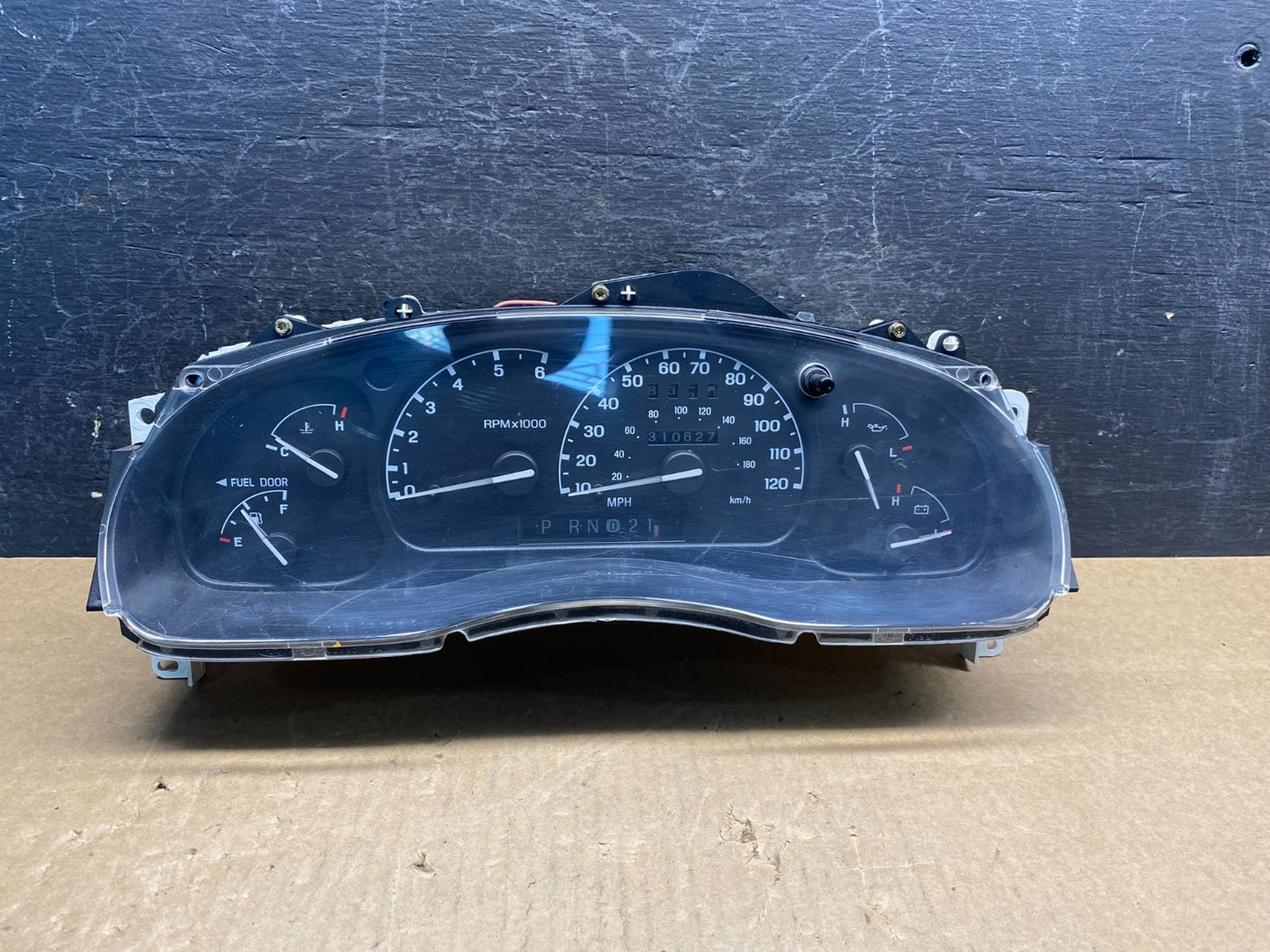 2001 to 2003 Ford Ranger Speedometer Instrument Cluster AG7424 DG0