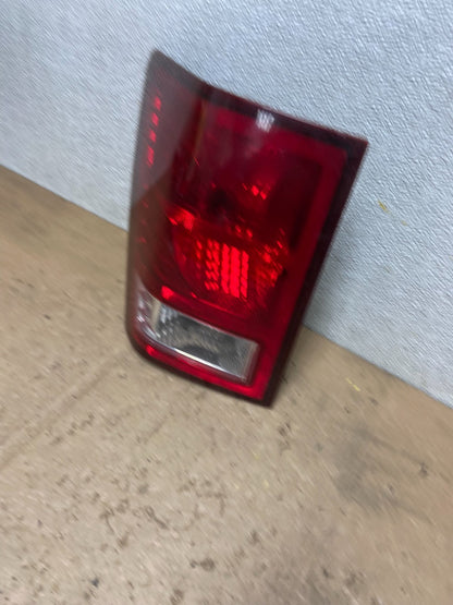 2007 to 2010 Jeep Grand Cherokee Left Driver Lh Tail Light Oem AA7132 DW1