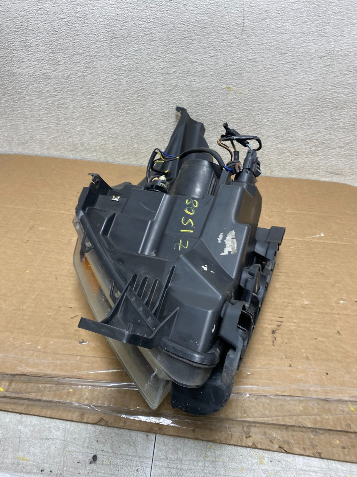2011 to 2015 Ford Explorer Right Passenger Halogen Headlight Oem Z1508 PS9
