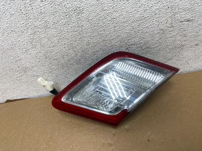 2010-2011 Toyota Camry Hybrid Right Passenger Side Inner Tail Light AF7308 D0