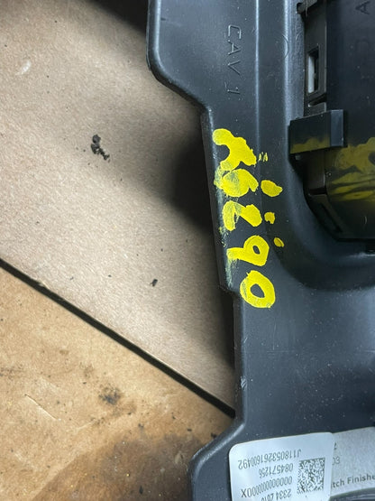 2016 to 2019 Chevrolet Volt Headlight Switch w/ Trim Panel Cover Bezel R6290 DG7
