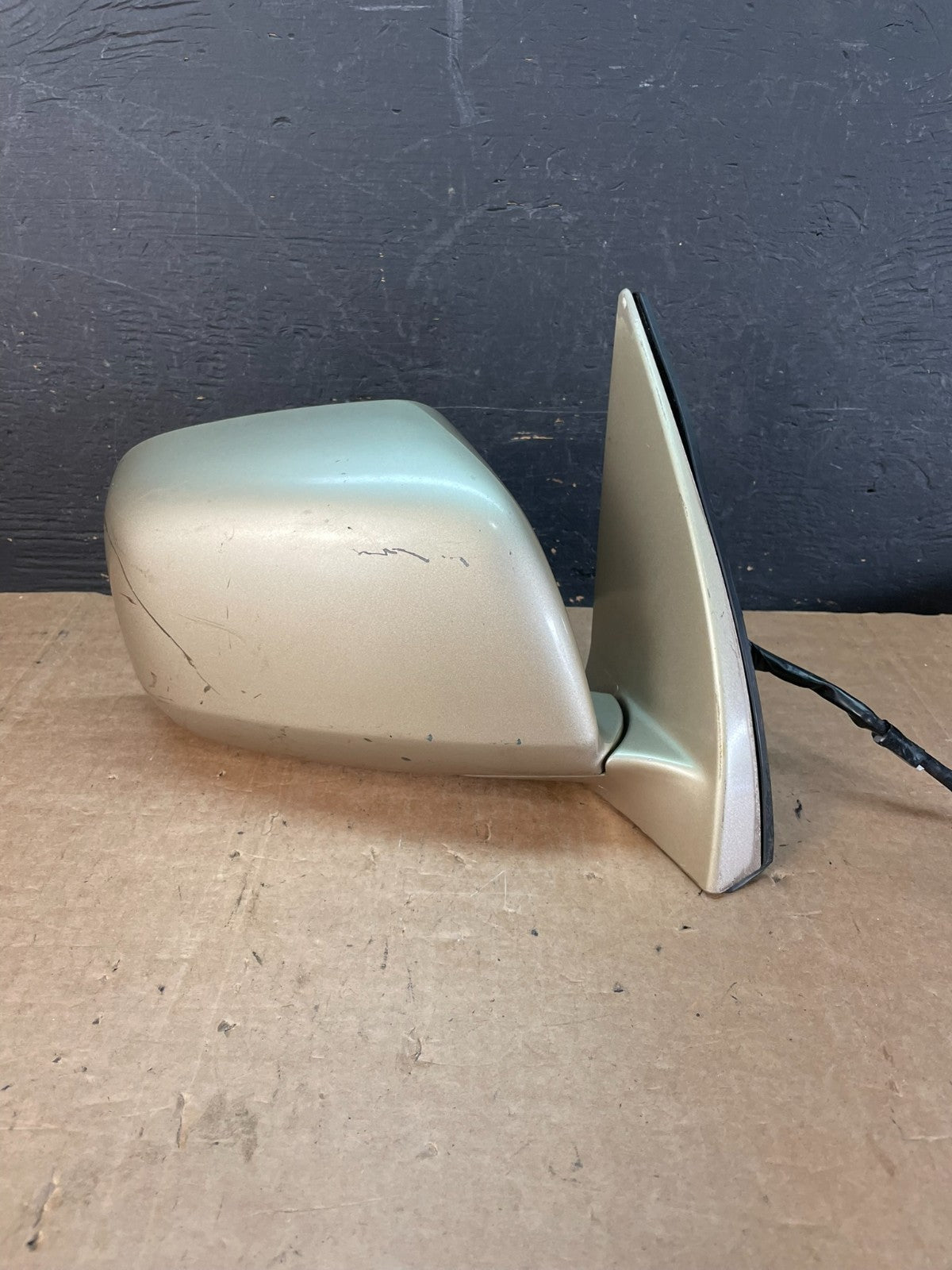 2001-2007 Toyota Highlander Right Passenger RH View Door Mirror AE8542 DW0