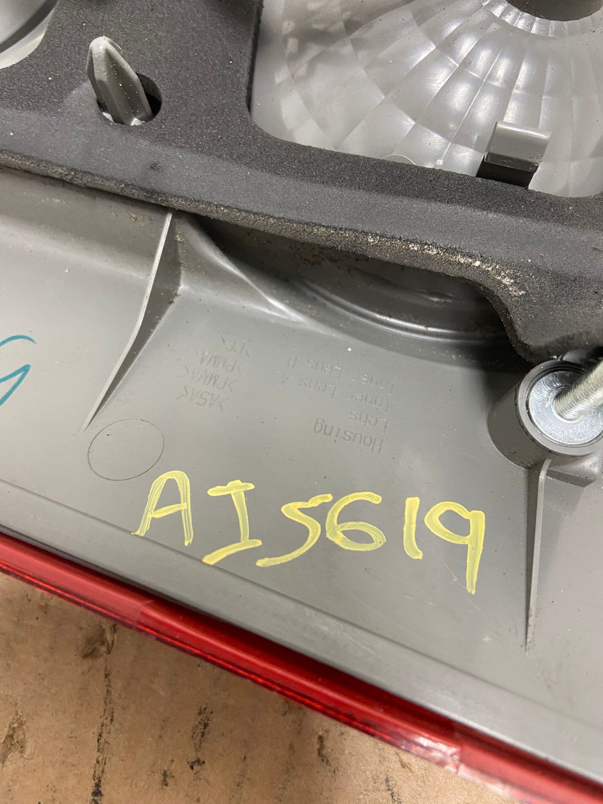 2006 to 2010 Toyota Sienna Right Passenger RH Inner Tail Light AI5619 LK6