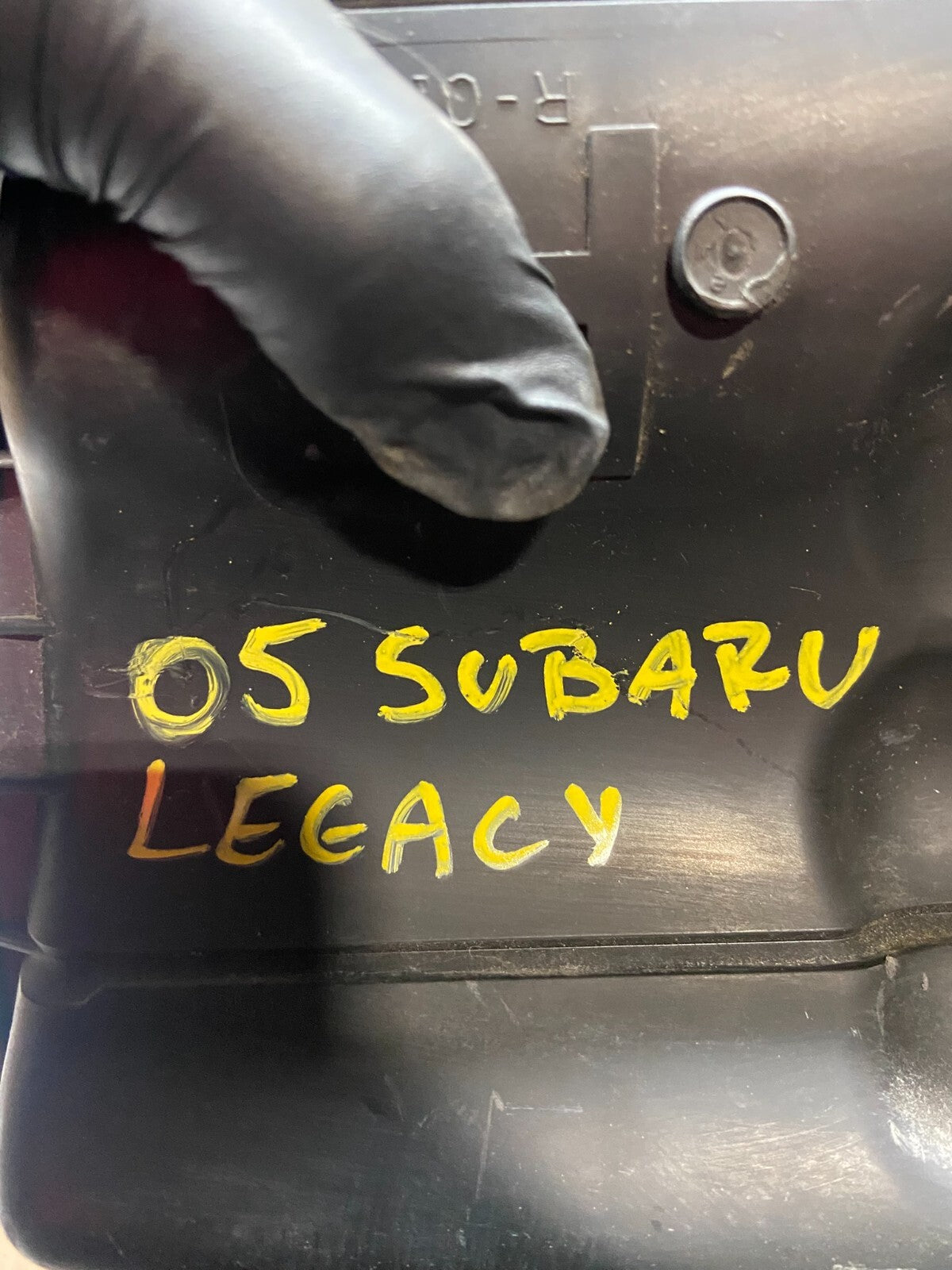 2005 Subaru Legacy Air Intake Tube Resonator J14234