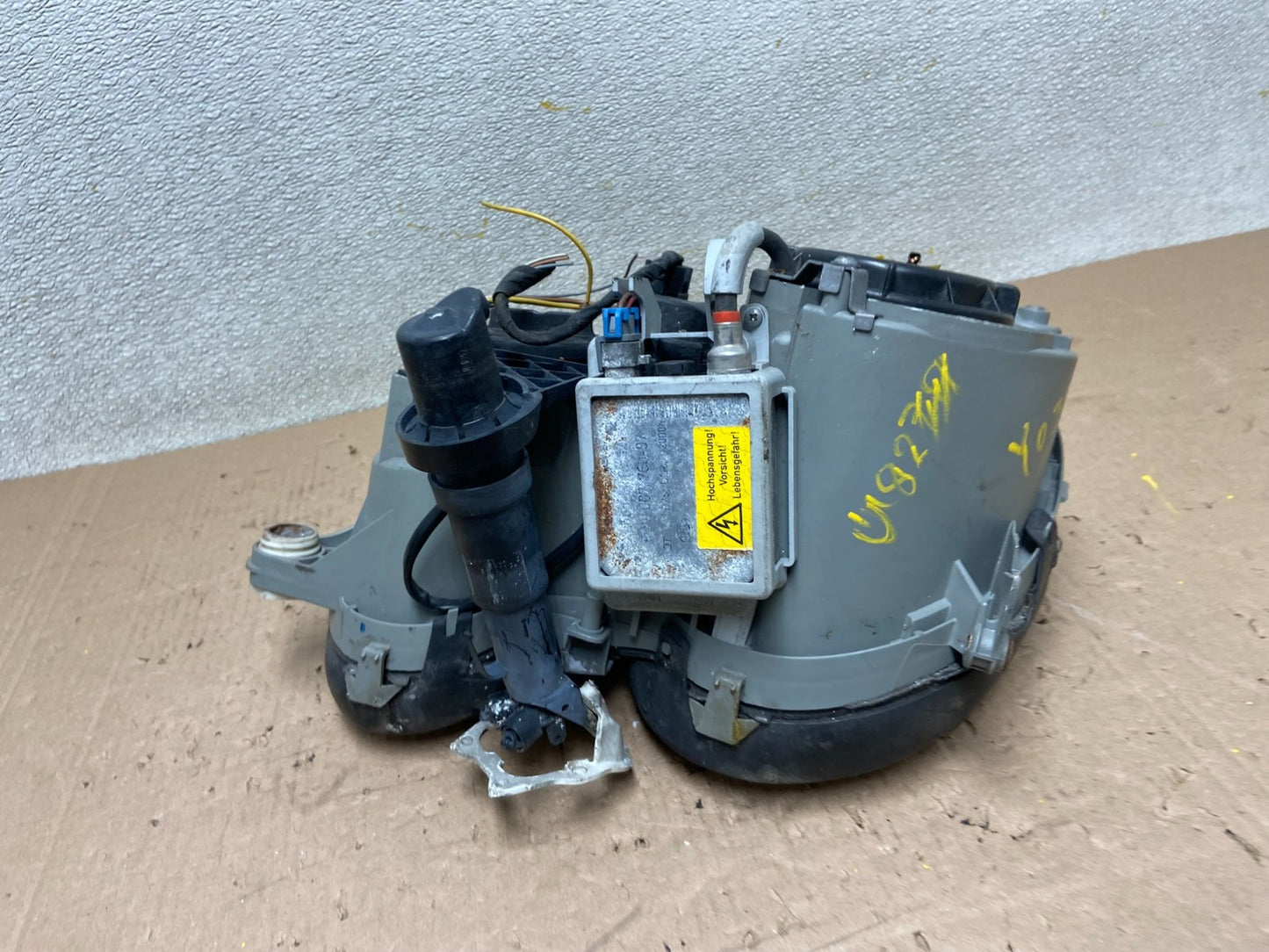 2000-2002 Mercedes E E320 E430 Right Passenger Xenon HID Headlight OEM Y0308 DG6