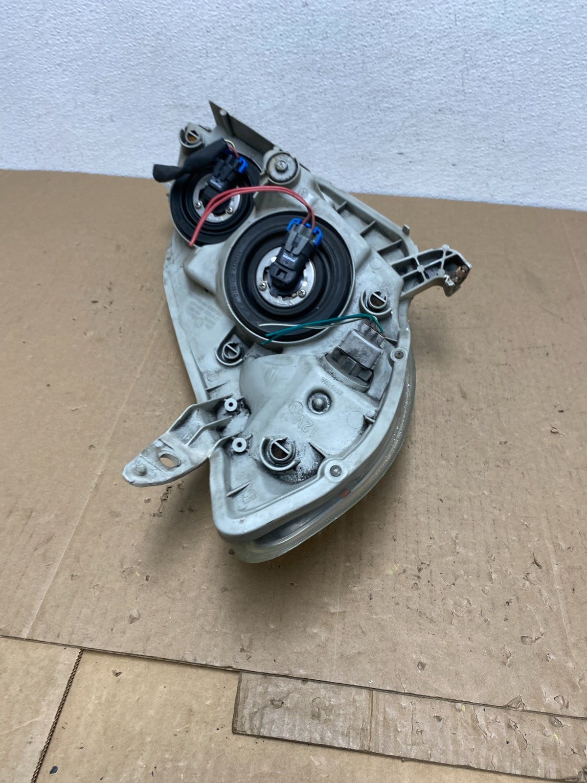 2003 to 2008 Toyota Matrix Left LH Side Halogen Headlight AC5770 DW9
