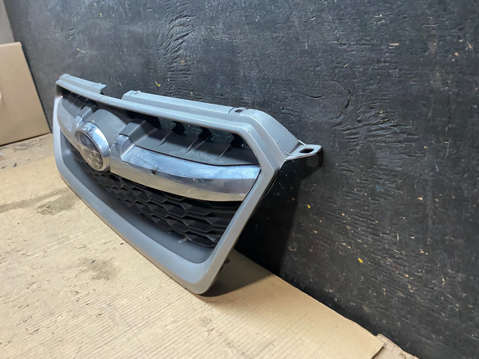 2012-2016 Subaru Impreza Crosstrek Front Upper Grill Grille Aftermarket X3542 DG1
