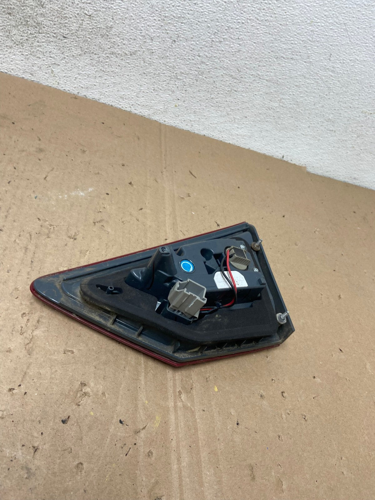 2013 to 2016 Ford Fusion Left Driver Side Tail Light Inner AG4943 LK5