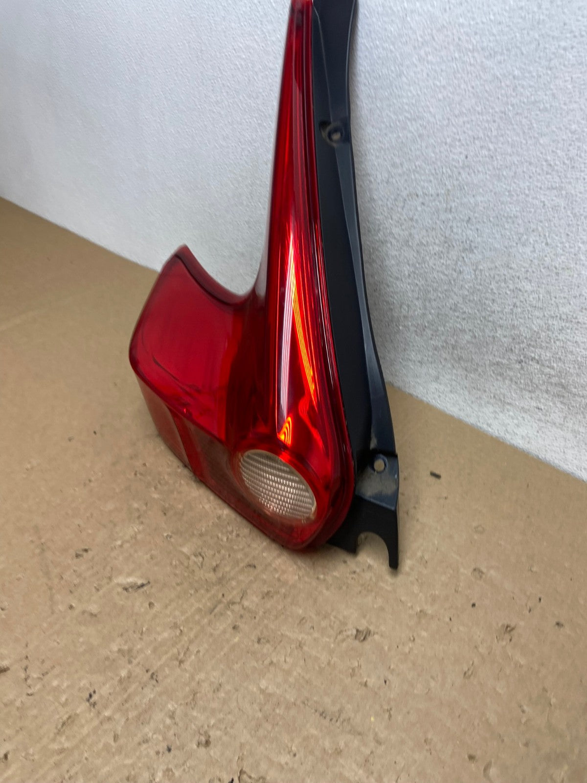 2011 to 2014 Nissan Juke Left Driver LH Side Tail Light AF8009 LK1
