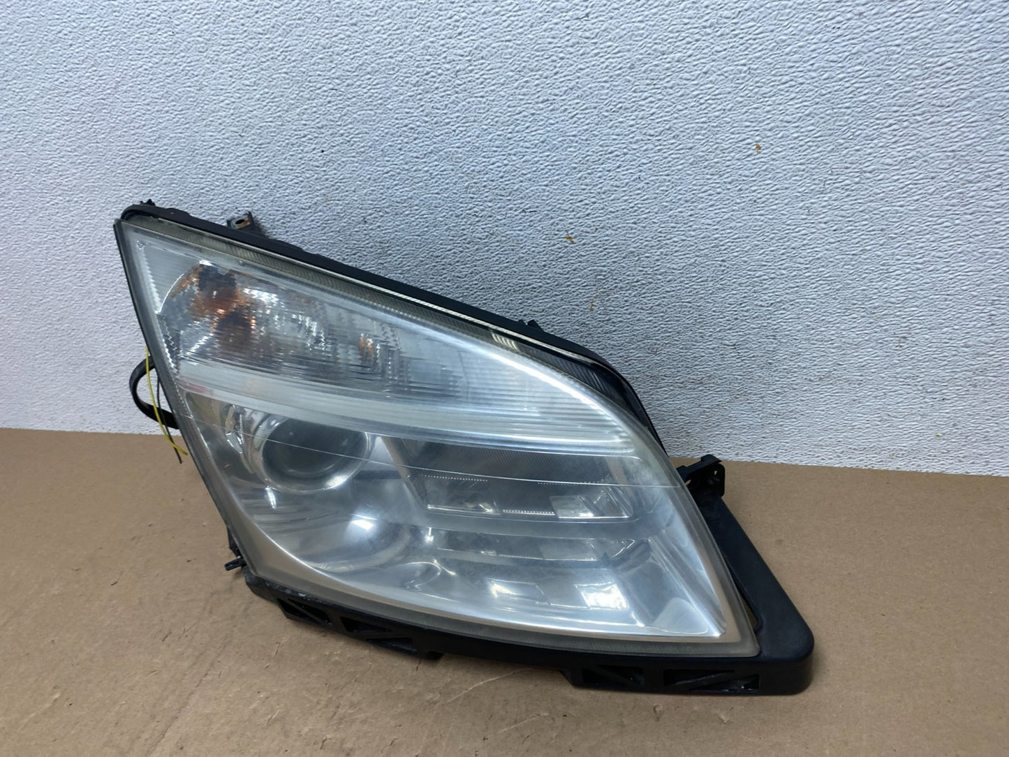 2006 to 2009 Mercury Milan Headlight Right Passenger RH Halogen AE6769 DW1