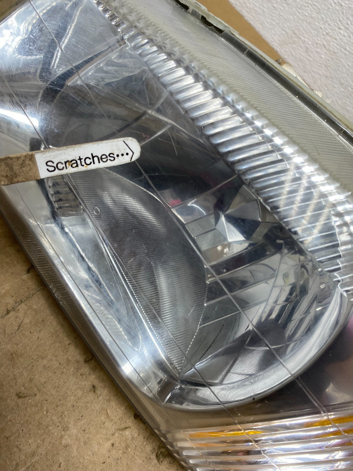 2000 to 2002 Hyundai Accent Left Driver Halogen Headlight AC3485 DW3