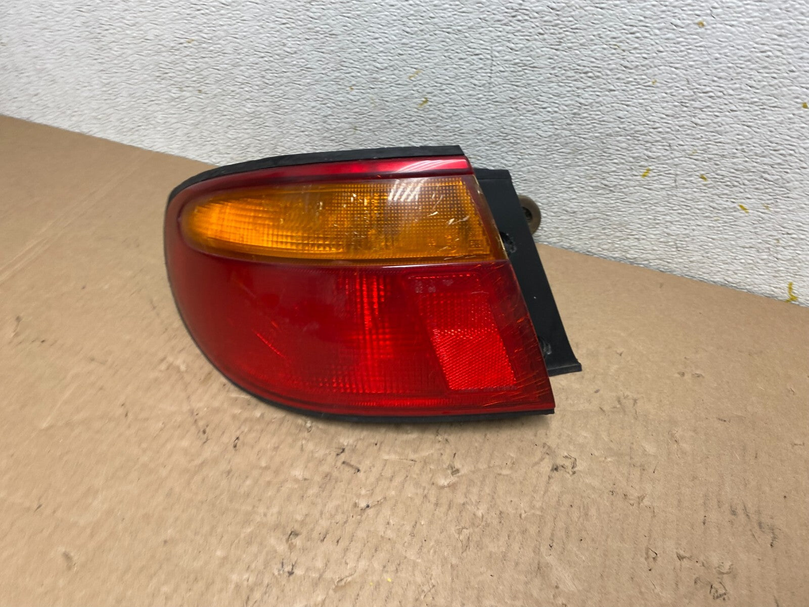 1995 to 1998 Mazda Millenia Left Driver Lh Side Tail Light Oem N1204 DG1