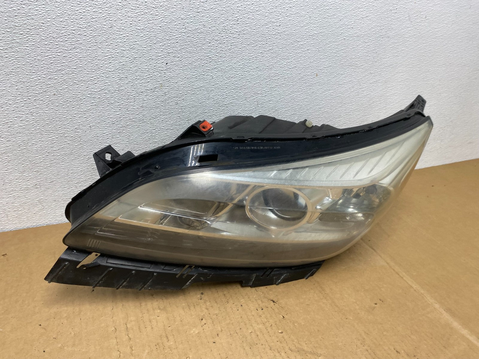 2013 2014 2015 Chevrolet Malibu Headlight Projector Left Driver Side AC84552