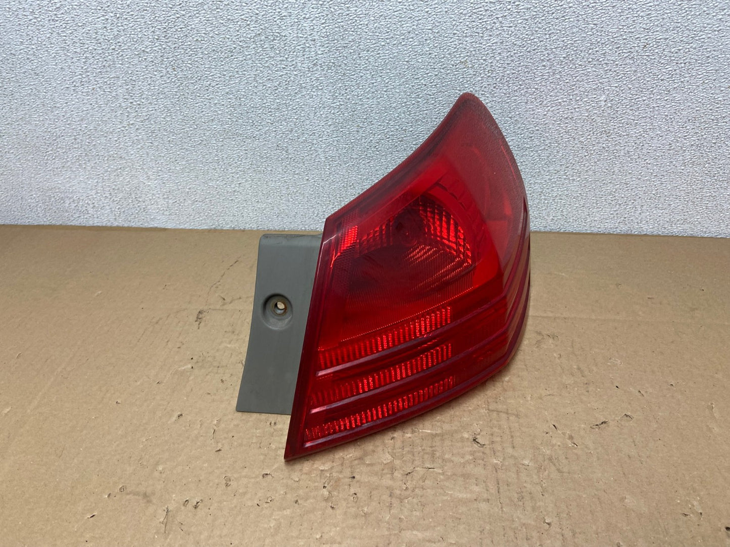2008 to 2015 Nissan Rogue Right Passenger Rh Side Tail Light Oem AB6240 LK2