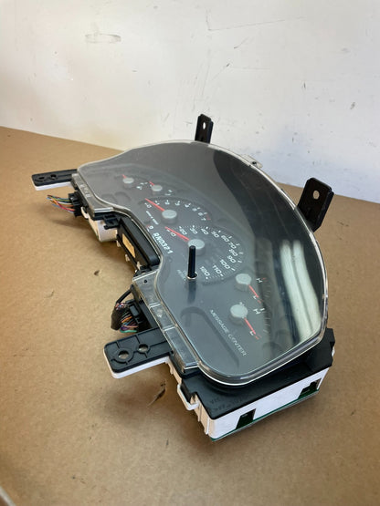 2004 2005 Mercury Mountaineer Instrument Cluster Speedometer Gauge AG2831 DW2