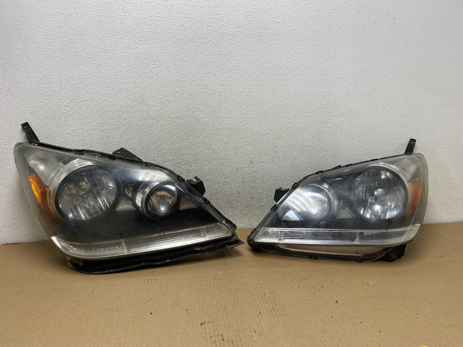 2005 2006 2007 Honda Odyssey Left+Right Set Halogen Headlights AG7905 DW0
