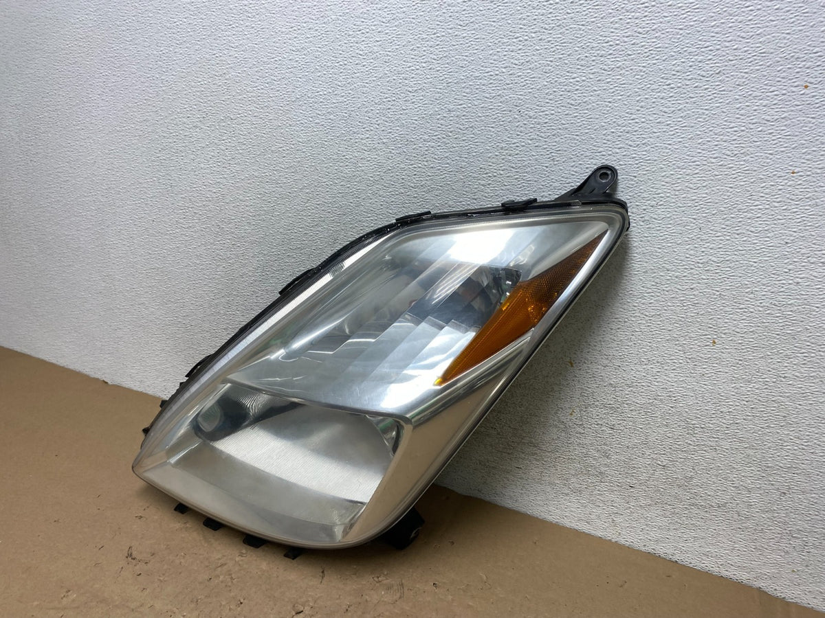2004 - 2005 Toyota Prius Left Driver Lh Halogen Headlight AG4410 DW1