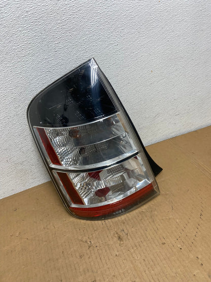 2004 2005 Toyota Prius Tail Light Left Driver Lh Side AD0888 LK2