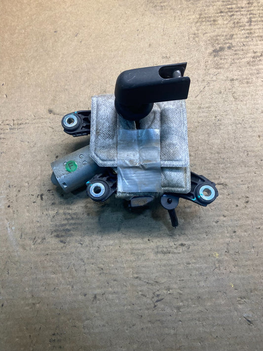 2013-2016 Nissan Pathfinder Back Door Rear Wiper Motor Wiper Blade AA2818 DG0