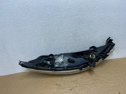 2011-2014 Nissan Juke Turn Signal Headlight Left Driver LH Halogen AF7980 DW8