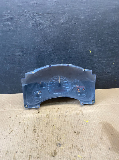 2001 to 2002 Chevrolet Express Speedometer Cluster Gauge N0444 PS0