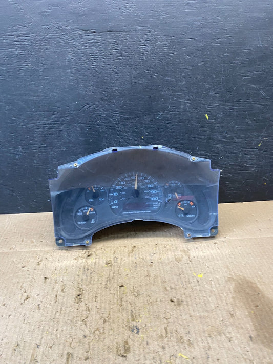 2001 to 2002 Chevrolet Express Speedometer Cluster Gauge N0444 PS0