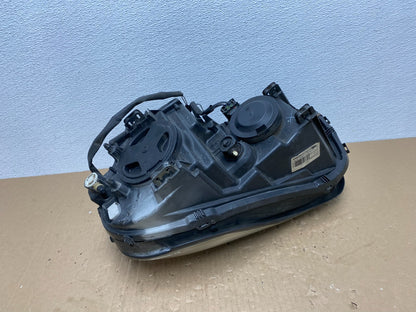 2003 to 2006 Volvo XC90 Right Passenger Rh Side Headlight Halogen AB6903 DW7