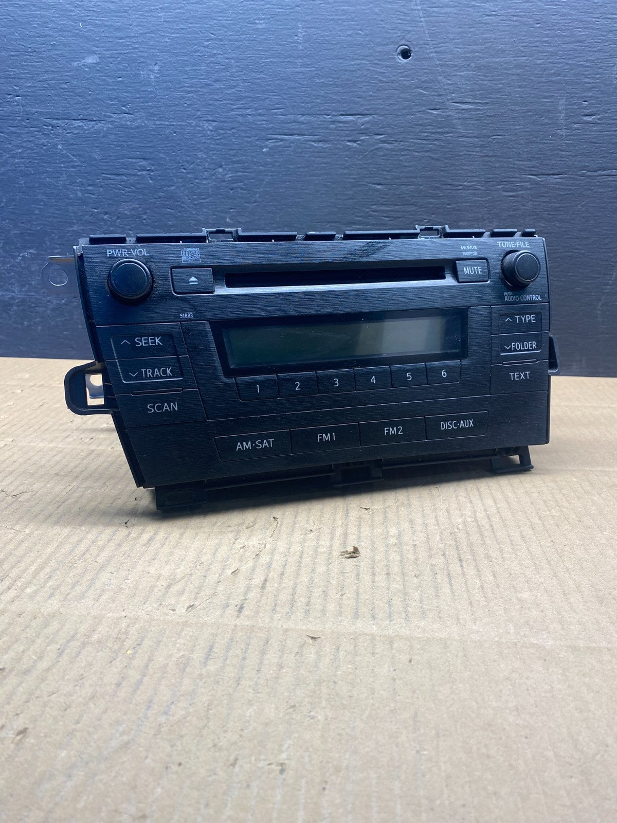 2010 to 2011 Toyota Prius Radio Stereo Receiver Aux Disc CD Player AD1531 DG0