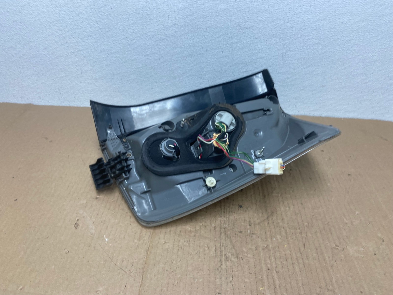 2010 2011 Toyota Prius Tail Light Left Driver LH Side Oem AB8235 LK6